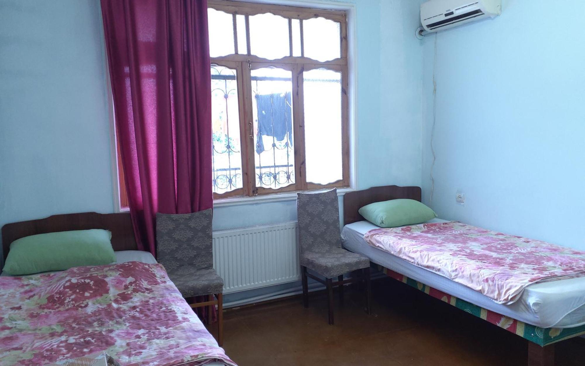 Canal Hostel Şǝki Екстериор снимка