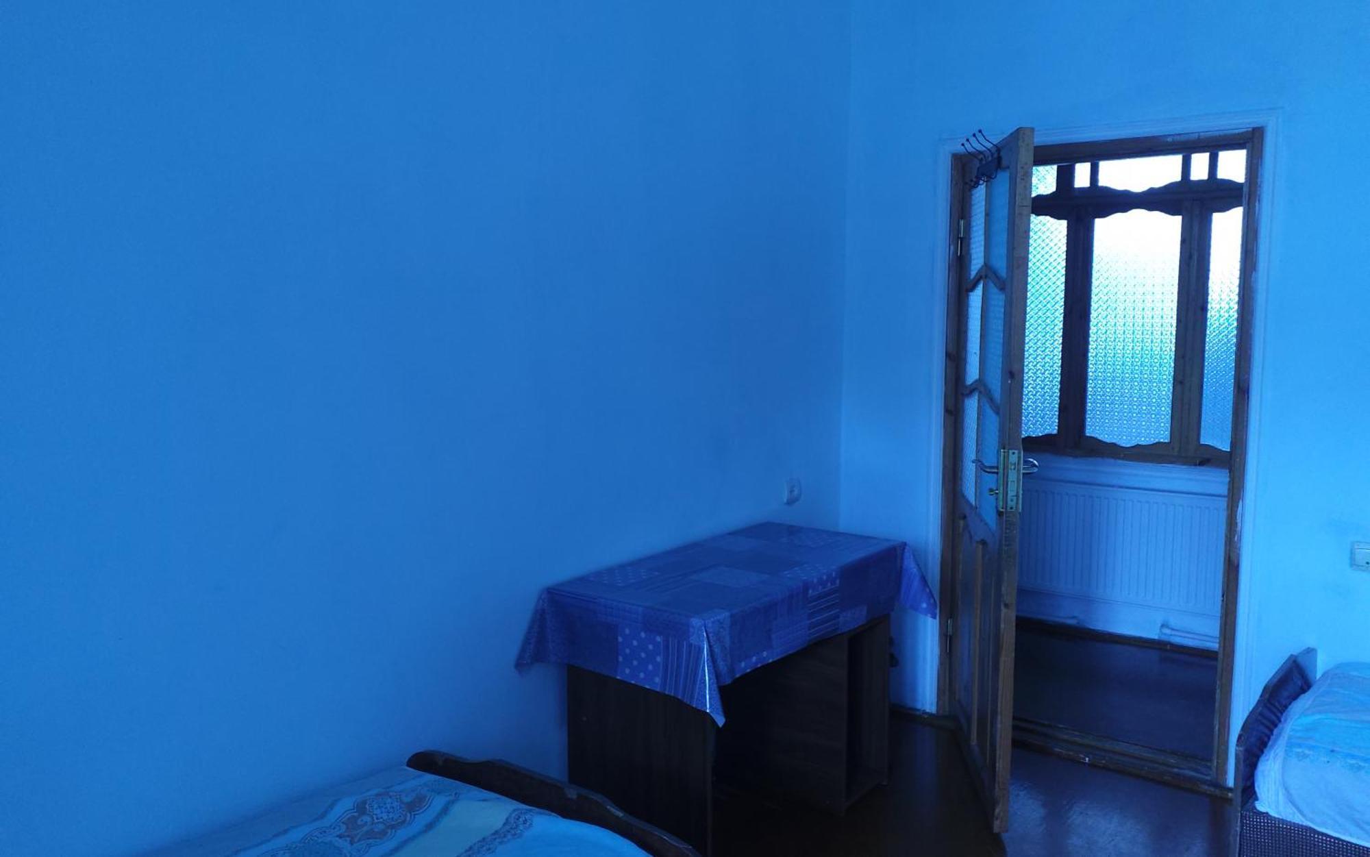 Canal Hostel Şǝki Екстериор снимка