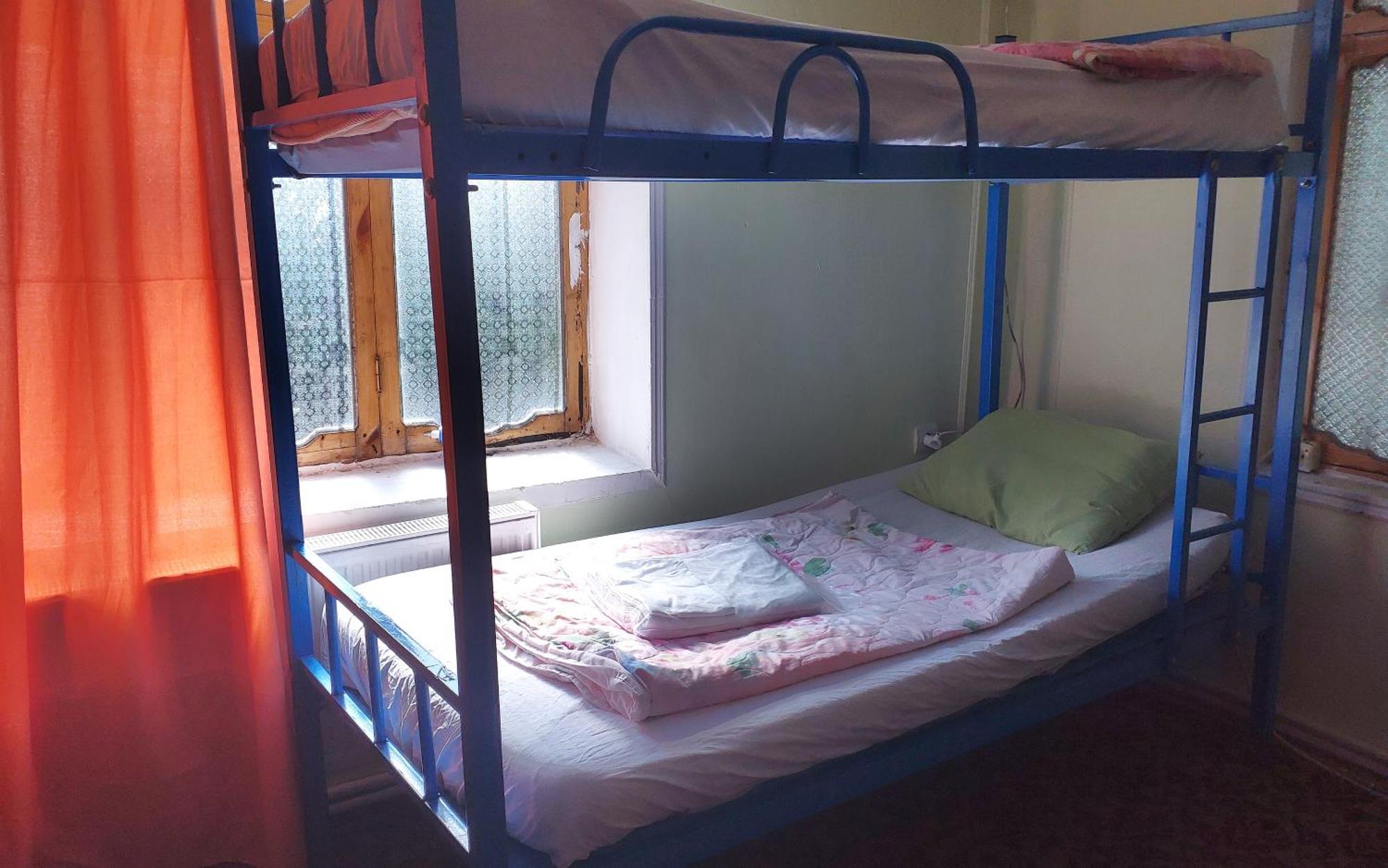 Canal Hostel Şǝki Екстериор снимка