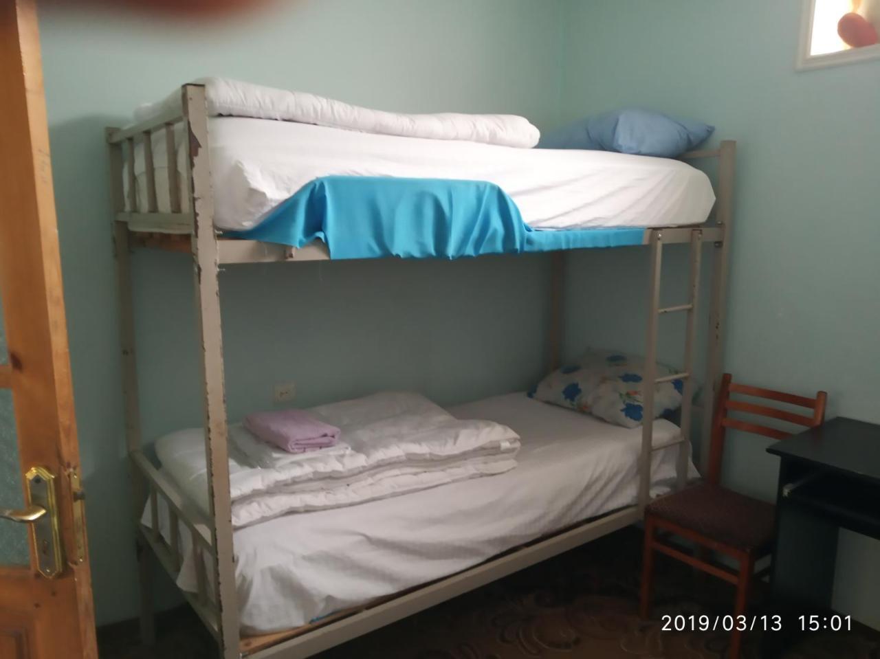 Canal Hostel Şǝki Екстериор снимка