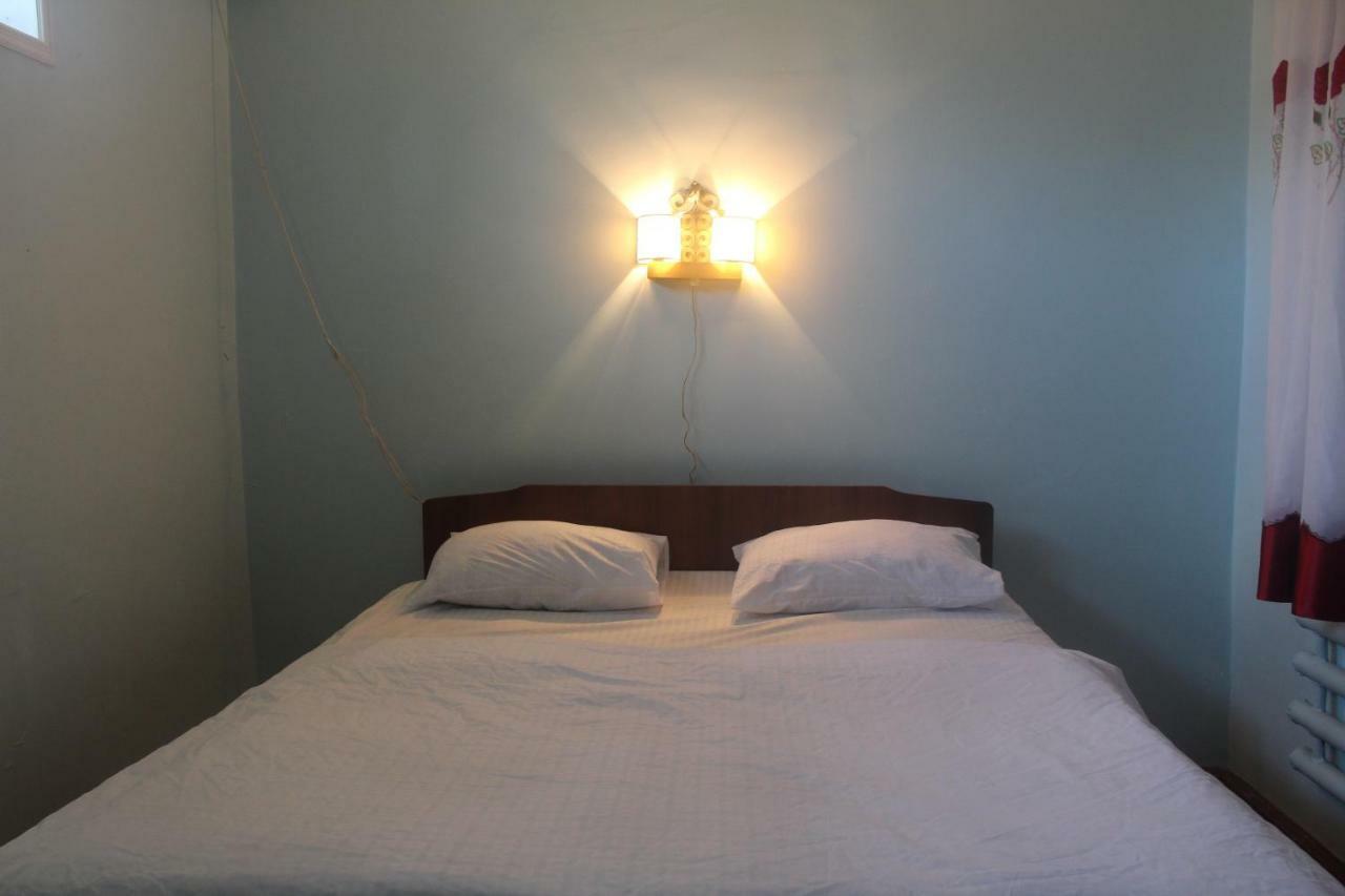 Canal Hostel Şǝki Екстериор снимка